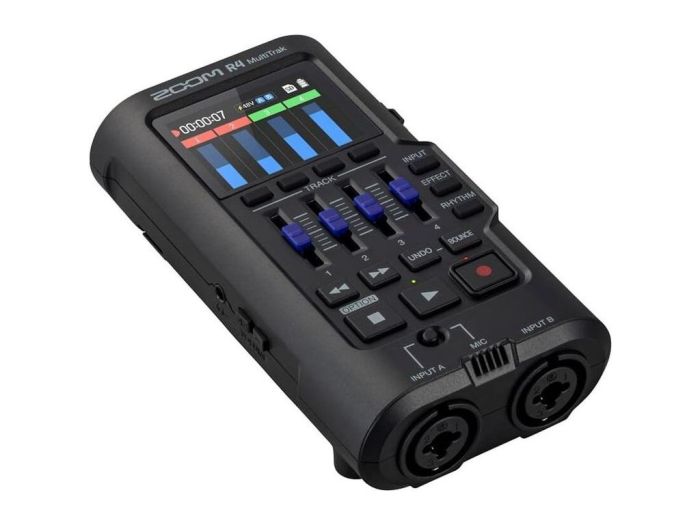 Zoom R4 MultiTrak Hero Shot
