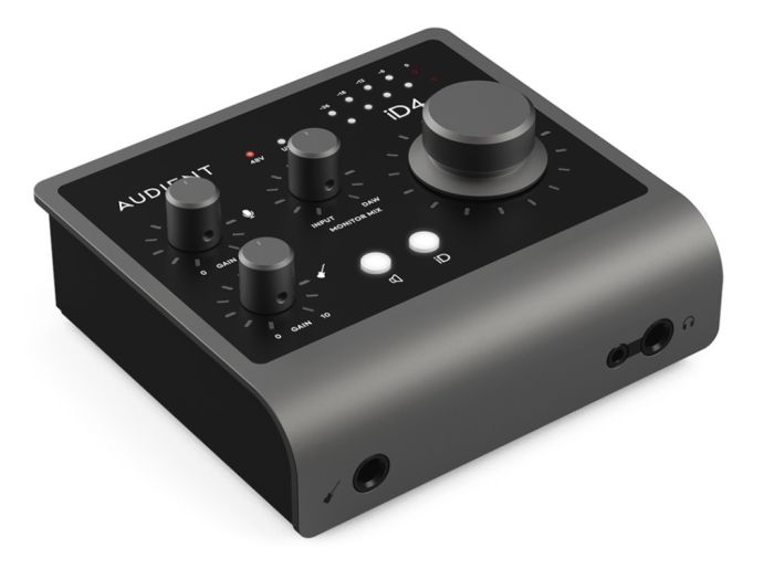 Audient iD4 MKII Schuin