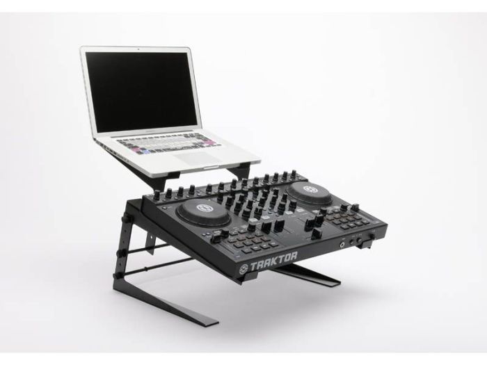 Magma Control stand