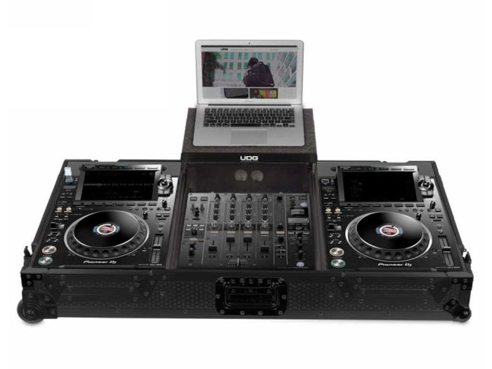 UDG Ultimate Flight Case Pioneer CDJ-3000/900NXS2 Black Plus Voorkant
