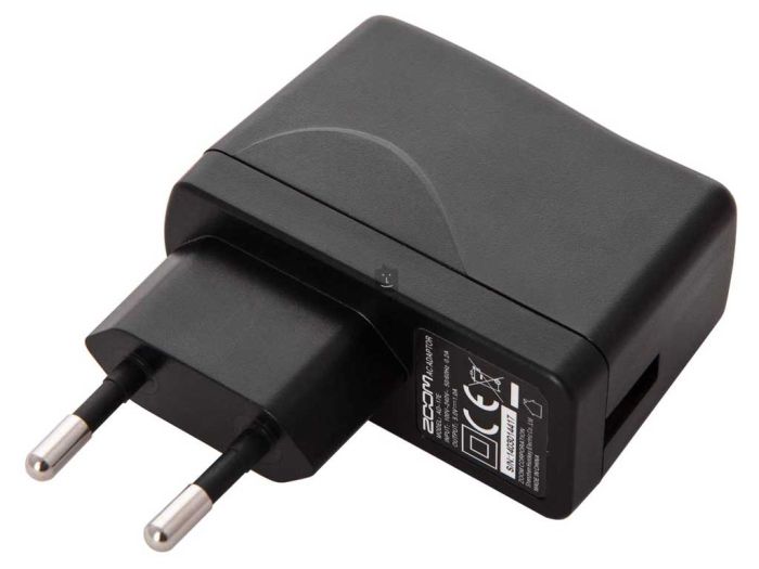 Zoom AD 17