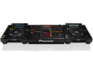 CDJ2000 Nexus en DJM2000 Pioneer DJ set