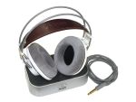 AKG K-701