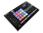 Roland Verselab MV-1 Schuin