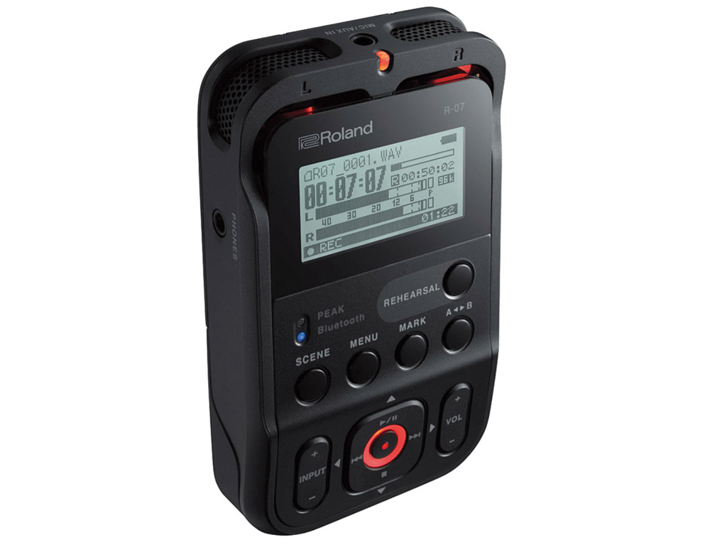 Roland R-07 BK