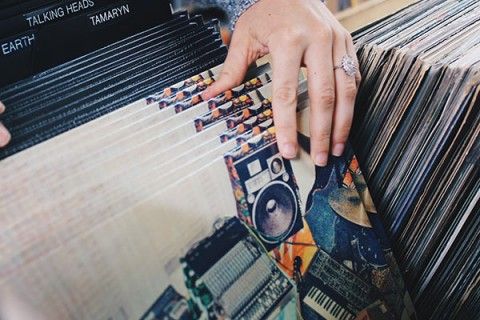 Waar halen DJ’s hun muziek vandaan? Waar halen DJ’s hun muziek vandaan?
